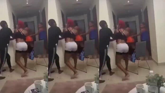 Lady murders her best friend during a fight over a man - Video