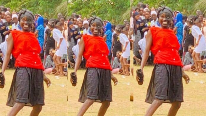 Lady cries as her boyfriend dumps her for acting as a witch in a drama in school