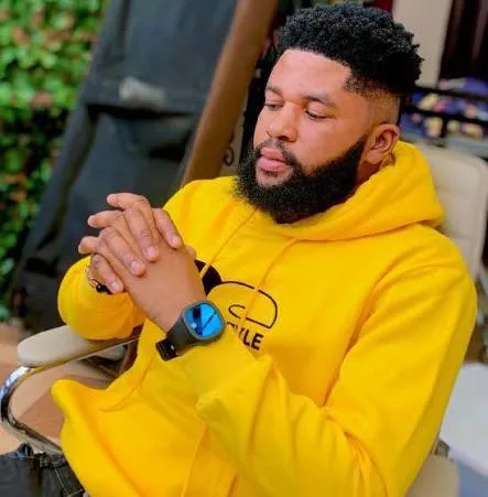 Actor Nelson Mandela passes on