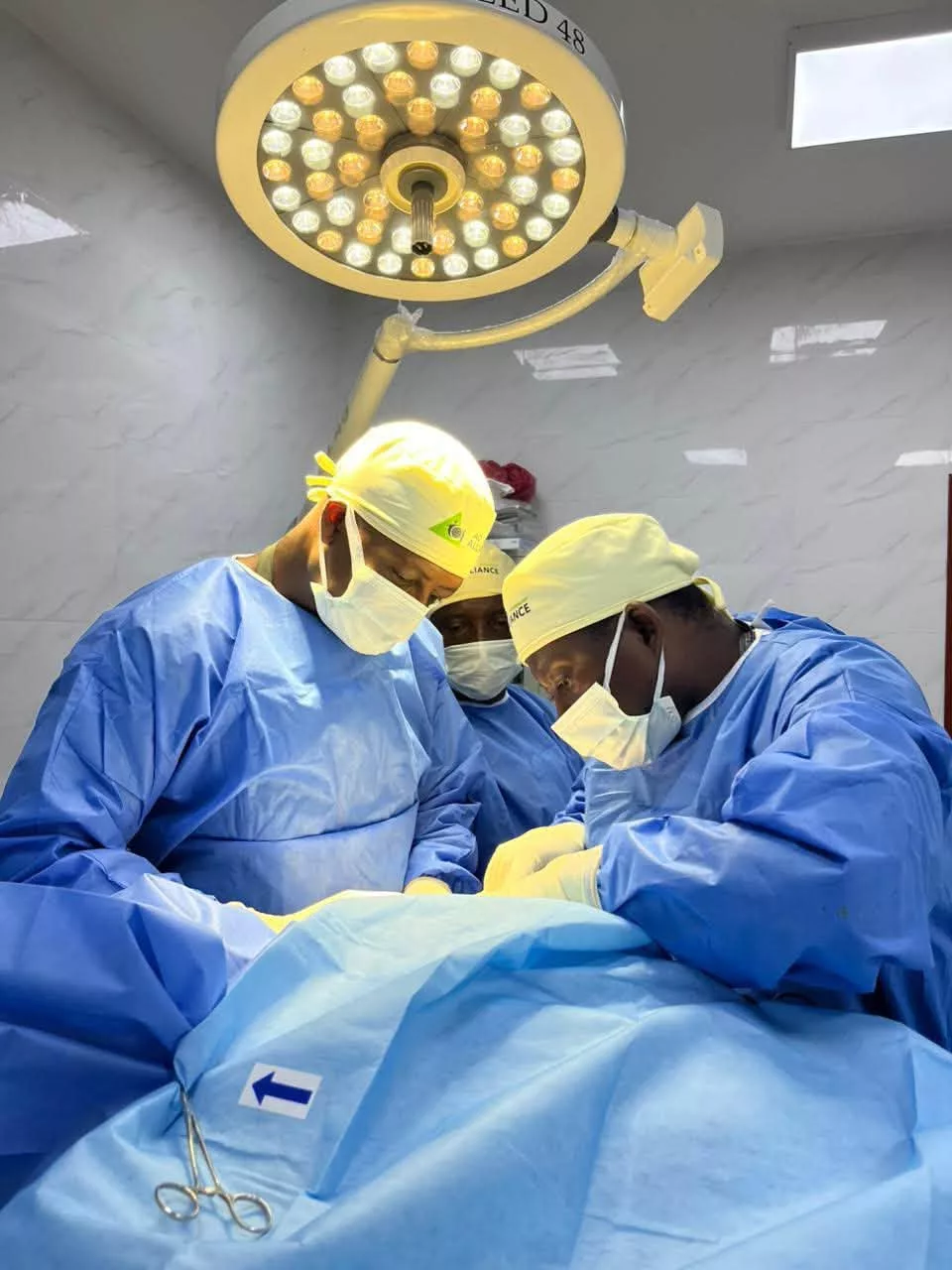 49519 Dr. Fidels Agyei Asante successfully performs first ever Latarjet-Bristow procedure in Sierra Leon Hospital